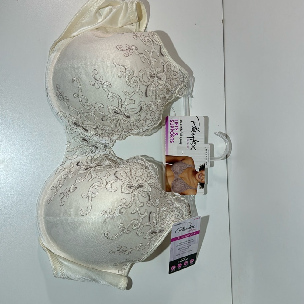 COPY - Playtex Secrets 
Full coverage underwire Bra